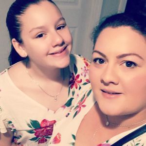 Meet your Posher, Stephany